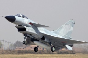 AYX GAME-“战术大碰撞：教练如何调兵遣将扭转乾坤？”，教练战术板下载